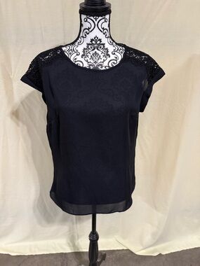 Fortune + Ivy black Lace Cap-Sleeve Women's Top